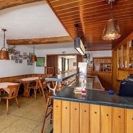 Landgasthof Zum Dorfkrug Schoneberg  Exterior photo